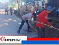 Dukung Gerakan “Annangkasi”, Bhabinkamtibmas dan Warga Bersihkan Lingkungan Desa Panakkukang