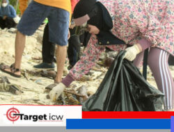 TP-PKK dan Dekranasda Bulukumba Gelar Aksi Bersih Pantai di Mandala Ria Lewat G2B2
