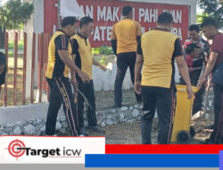Polres Bulukumba Gelar Kerja Bakti di Taman Makam Pahlawan Taccorong
