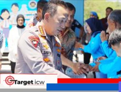 Kapolri Salurkan Bansos dan Dukung Program Pangan Murah di Semarang