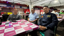 Berburu Takjil di Bazar Ramadan Topaz Raya Makassar, Ada Lomba Karaoke Berhadiah